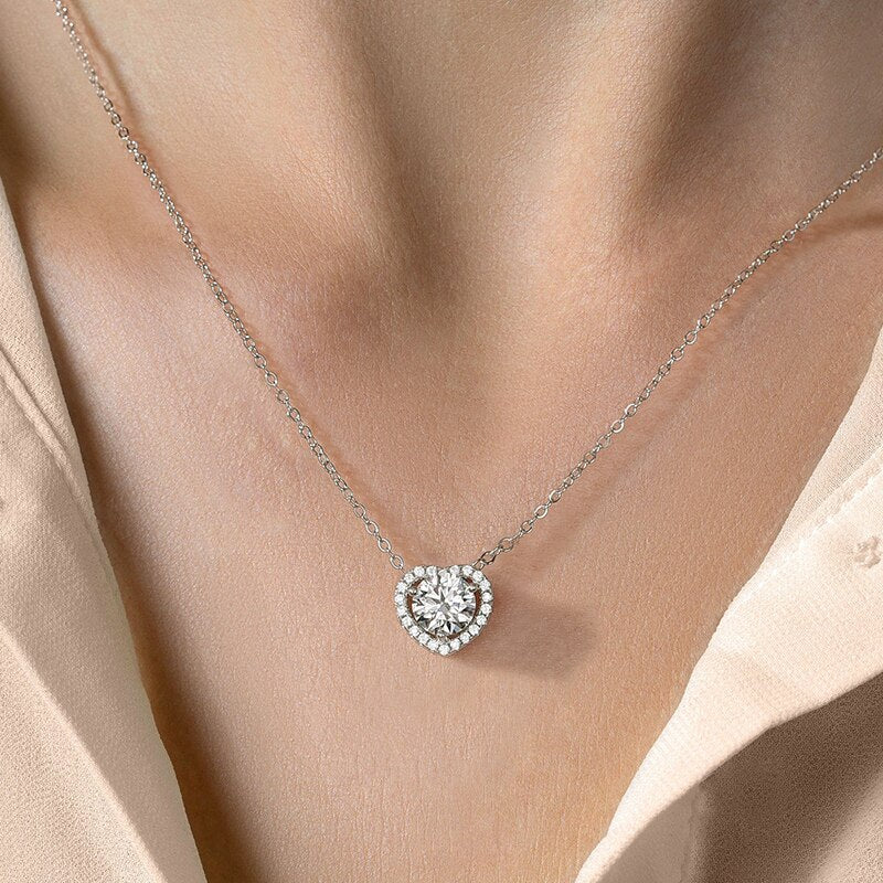 LaVALINI™ Moissanite Julietta Pendant in 925 Sterling Silver with Chain